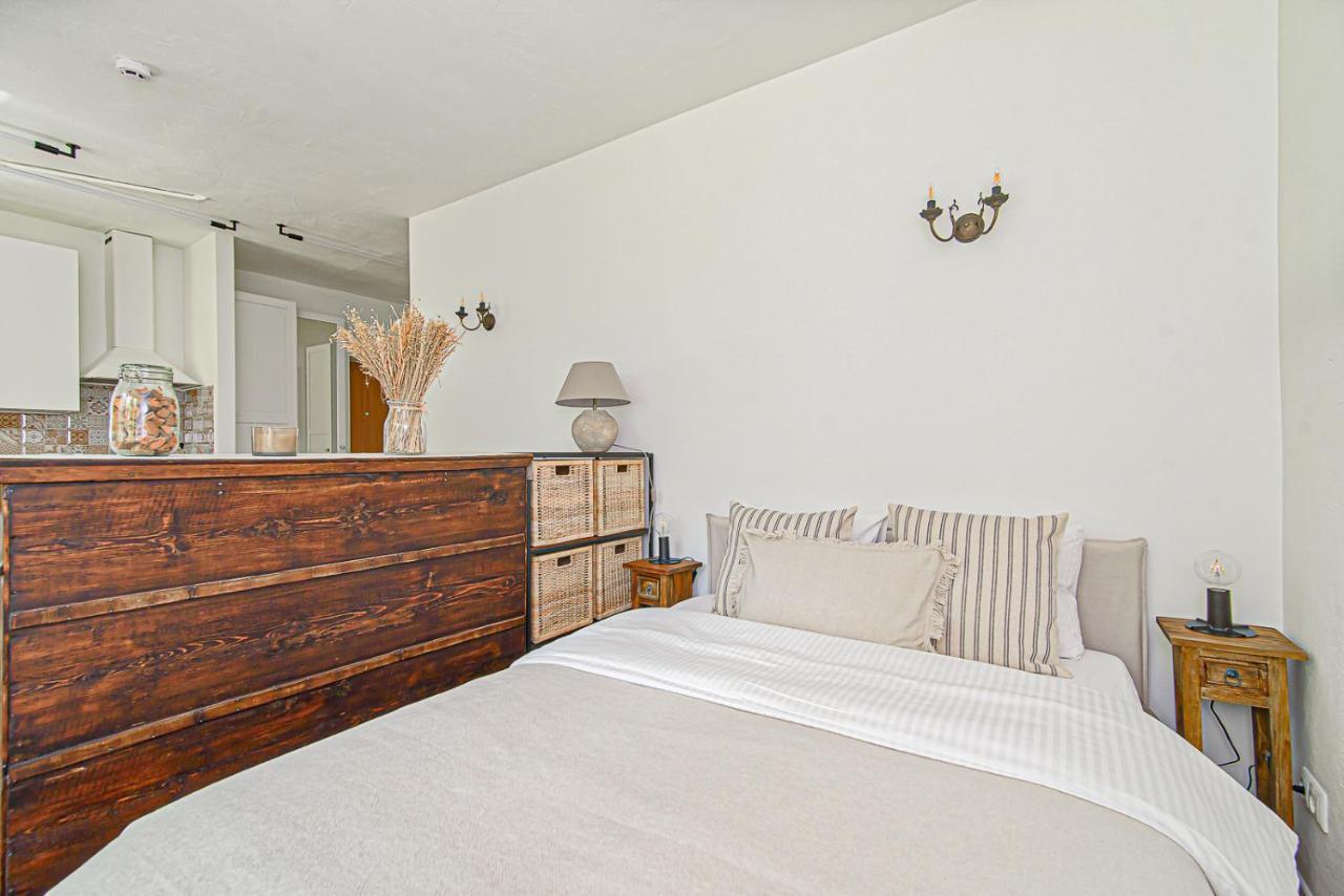 Cozy Studio In The Heart Of Vilnius Old Town Esterno foto